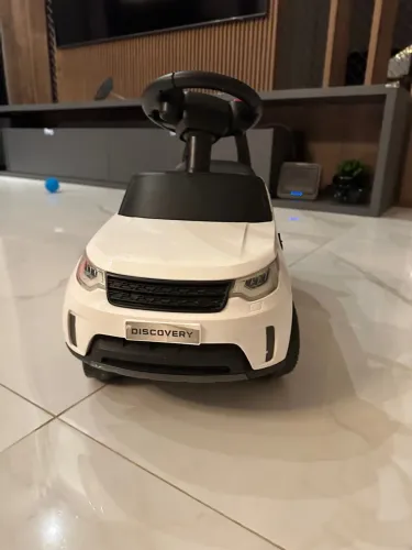 Carrinho Infantil Discovery elétrico
