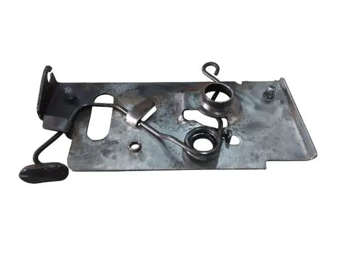 Fechadura Inferior Capô Fiorino Uno 96/99
