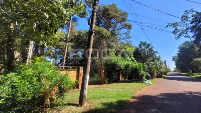 Linda chácara em condomínio Bonfim Paulista