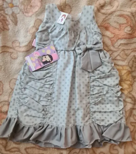 Vestido bebê - Tam M - Sem uso