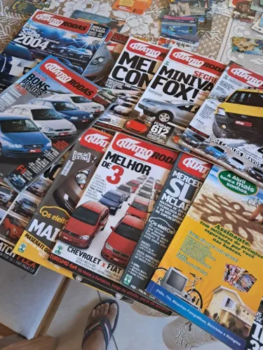 Revistas Quatro Rodas Ano 44 Lote 2004 (Usado) TOTAL de 13 Revistas desse ano de 2004
