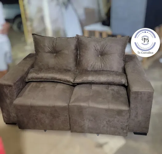 Sofá retrátil com 2 e 3 lugares.