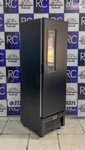 Mini cervejeira Metalfrio 