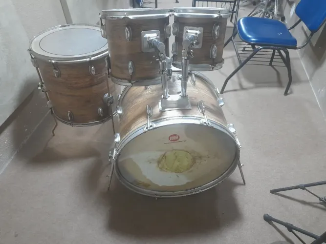 Bateria acústica vintage