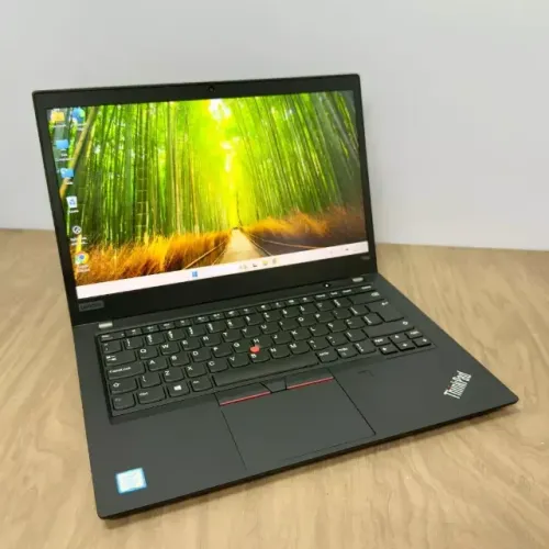 Notebook Lenovo ThinkPad Turbinado - Intel Core i7 8th /8gb ram /256gb SSD / Tela de 14"