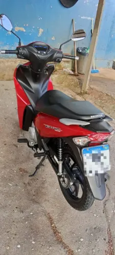 Biz 125 completo ,vermelha. 