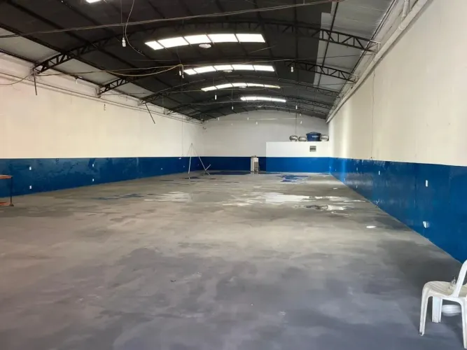 Barracão 540m² Varzea Grande otimo espaço e Localização em VG