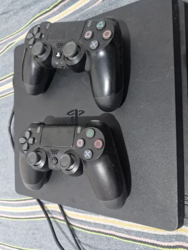Ps4 slim