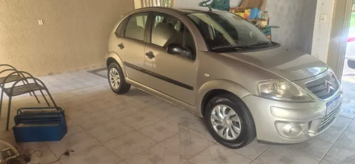 Citroen C3 GLX 1.4/ GLX Sonora 1.4 Flex 8V 5P 2011