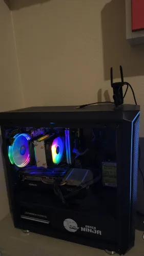 PC GAMER RX 6600
