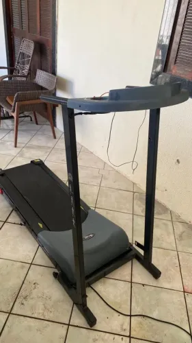 Esteira Eletrônica Dream DR 1600 Dobrável Fitness bivolt