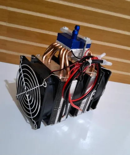 Resfriador de Água para Aquário 180W 12V com Refrigeração por Semicondutor