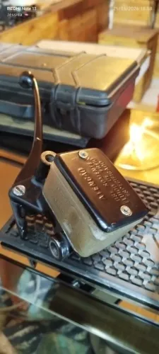 Cilindro de freio dianteiro CB 450