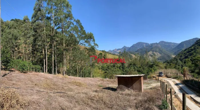 Terreno à venda, 1400 m² por R$ 250.000 - Sana - Macaé/RJ