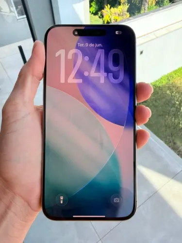 iPhone 15 Pro Max Saúde 94%