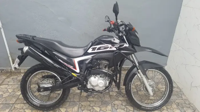Honda NXR 160 Bros 2018 Pneus Novos Licenciada até 2027 R$14.900,00 Aceito Troca