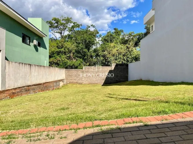 Oportunidade Rara no Condomínio Vinhedo | Um dos Últimos Terrenos Disponíveis