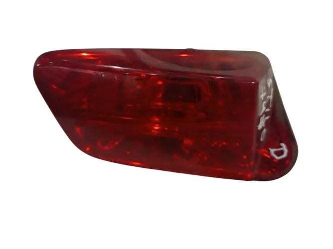 Lanterna Tampa Traseira Fiat Stilo Direita 2003 2011 Avarias Direito/passageiro