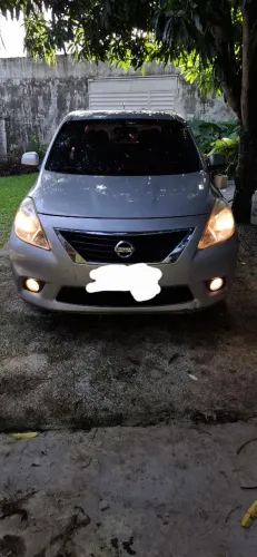 Nissan Versa SL 1.6 16V Flex Fuel 4P Mec. 2014