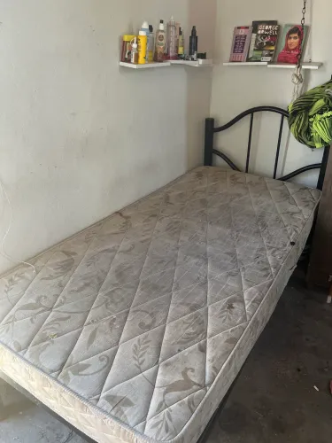 Cama de ferro + colchão