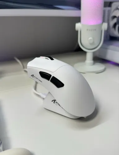 Mouse Attack Shark V3 PRO