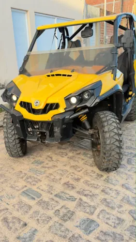 UTV Can an Commander 2015