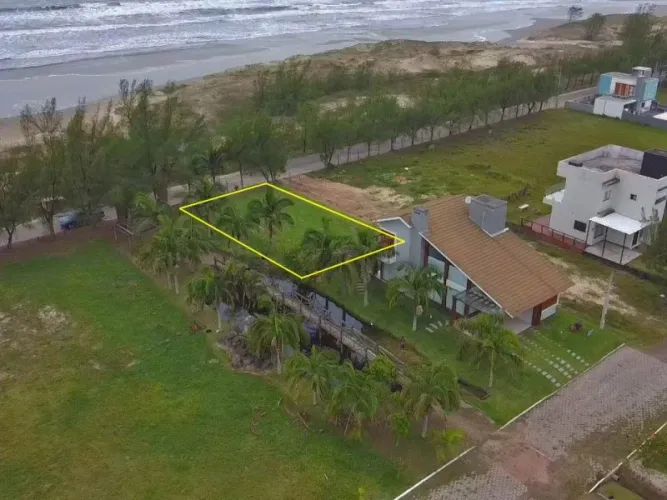 Terreno beira mar pronto para construir na praia Lagoa Cortada - Balneário Gaivota