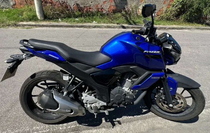 Moto ÚNICA DONA - NOVÍSSIMA