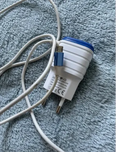 Carregador De Tomada Inova Com Cabo V8 (Usado)