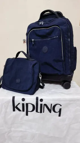 Mochila e lancheira kipling original pra vende logo preço negociável