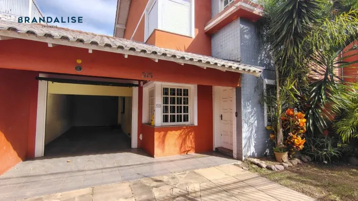 Casa Sobrado com 188m², 3 dormitórios no bairro Igara em Canoas para Alugar