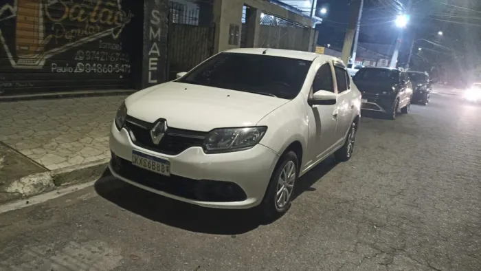 Renault Logan Expres. Easyr Hi-flex 1.6 8V 2015
