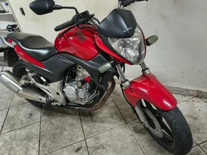 HONDA CB 300R 2011 AC TROCA