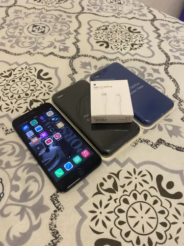 iPhone 7 Plus troco ou vendo