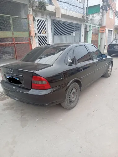 Chevrolet Vectra CD 2.2 16V / 2.0 16V Mec./aut. 1999
