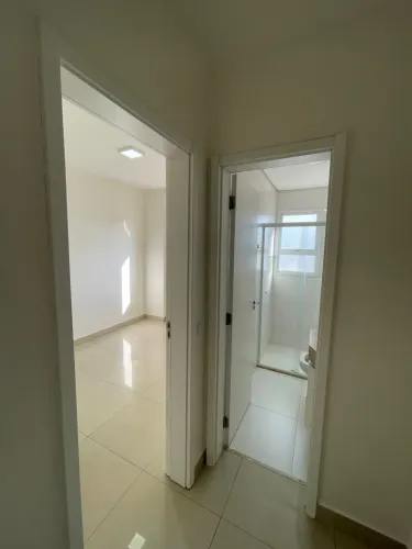 Alugo Apto no Akadia 