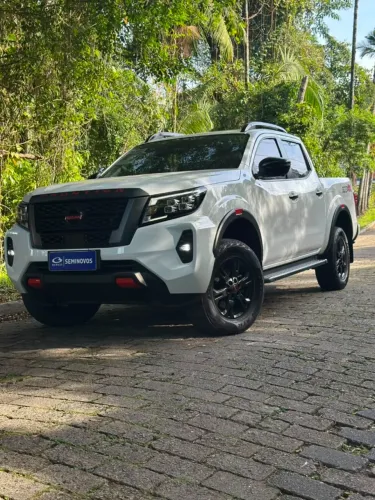 Nissan Frontier Pro4x CD 4X4 2.3 Bi-TB Die. AUT 2023