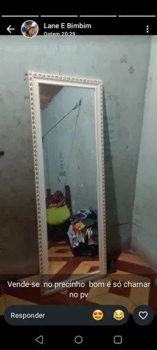 Vende-se uma espelho  baratinho 