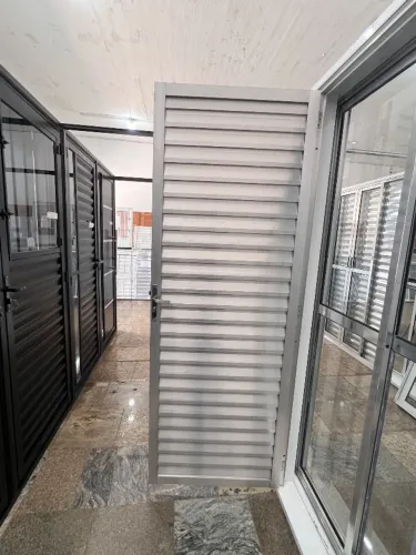 PORTA DE ALUMÍNIO 60CM, 70CM OU 80CM - OFERTA RELÂMPAGO