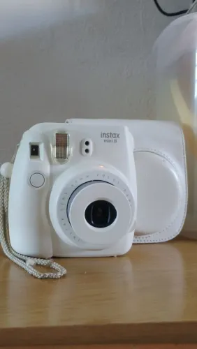 Câmera Instantânea Fujifilm Instax Mini 8