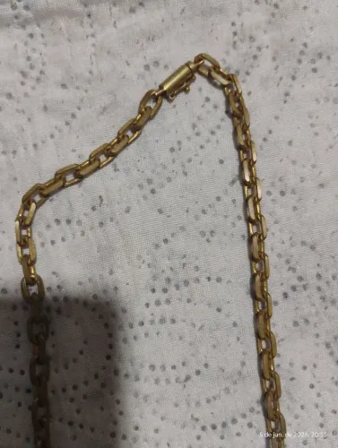 Corrente de moeda antiga 
