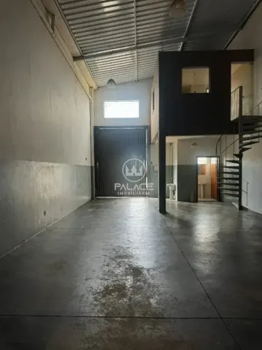 Barracão disponivel para locação