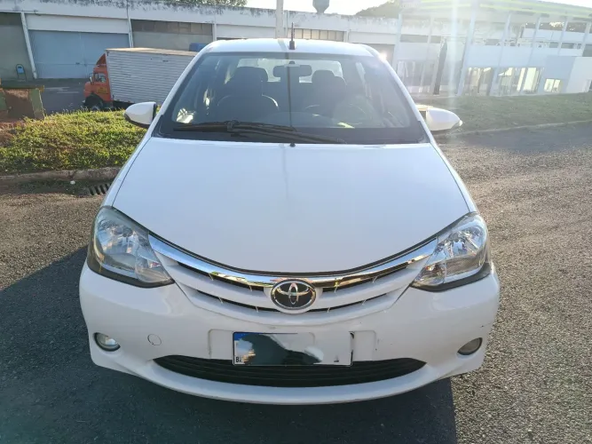 Toyota Etios XLS Sedan 1.5 Flex 16V 4P Aut. 2017