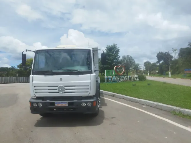 Caminhão 1420 2003