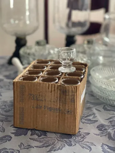 Copo para licor 18un