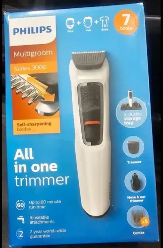 Máquina de Cortar Cabelo e Barba Philips Multigroom 7 em 1, Nova e Lacrada