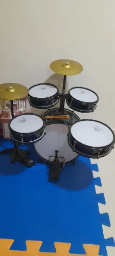 Bateria infantil