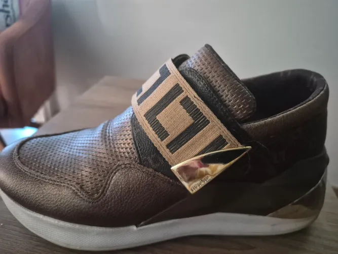 Sapato Feminino