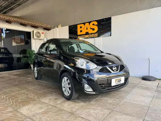 Nissan March SV 1.0 12V Flex 5P 2015
