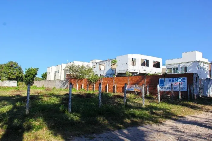 ?? Terreno Plano com 1.300m²  Lagoa Redonda | Excelente Localização com Duas Frentes